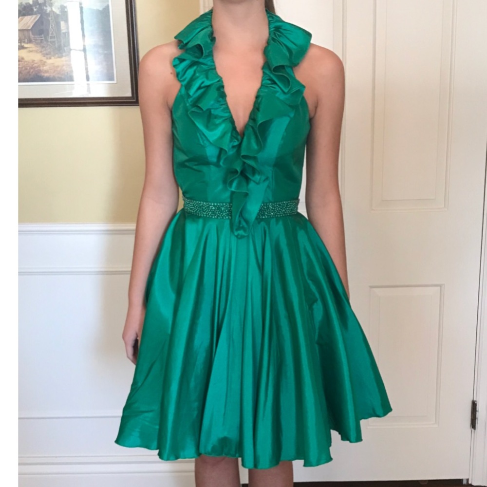 Green Sherri Hill short dress